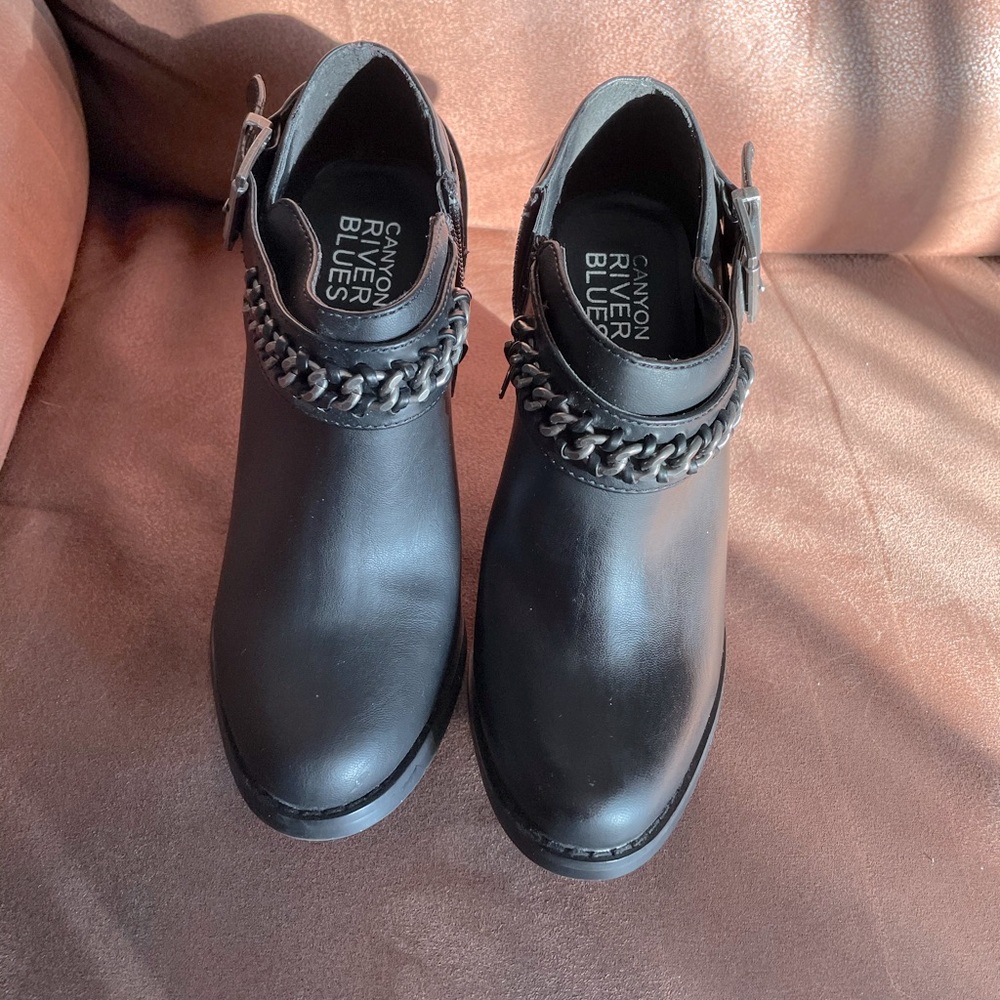 Leather booties